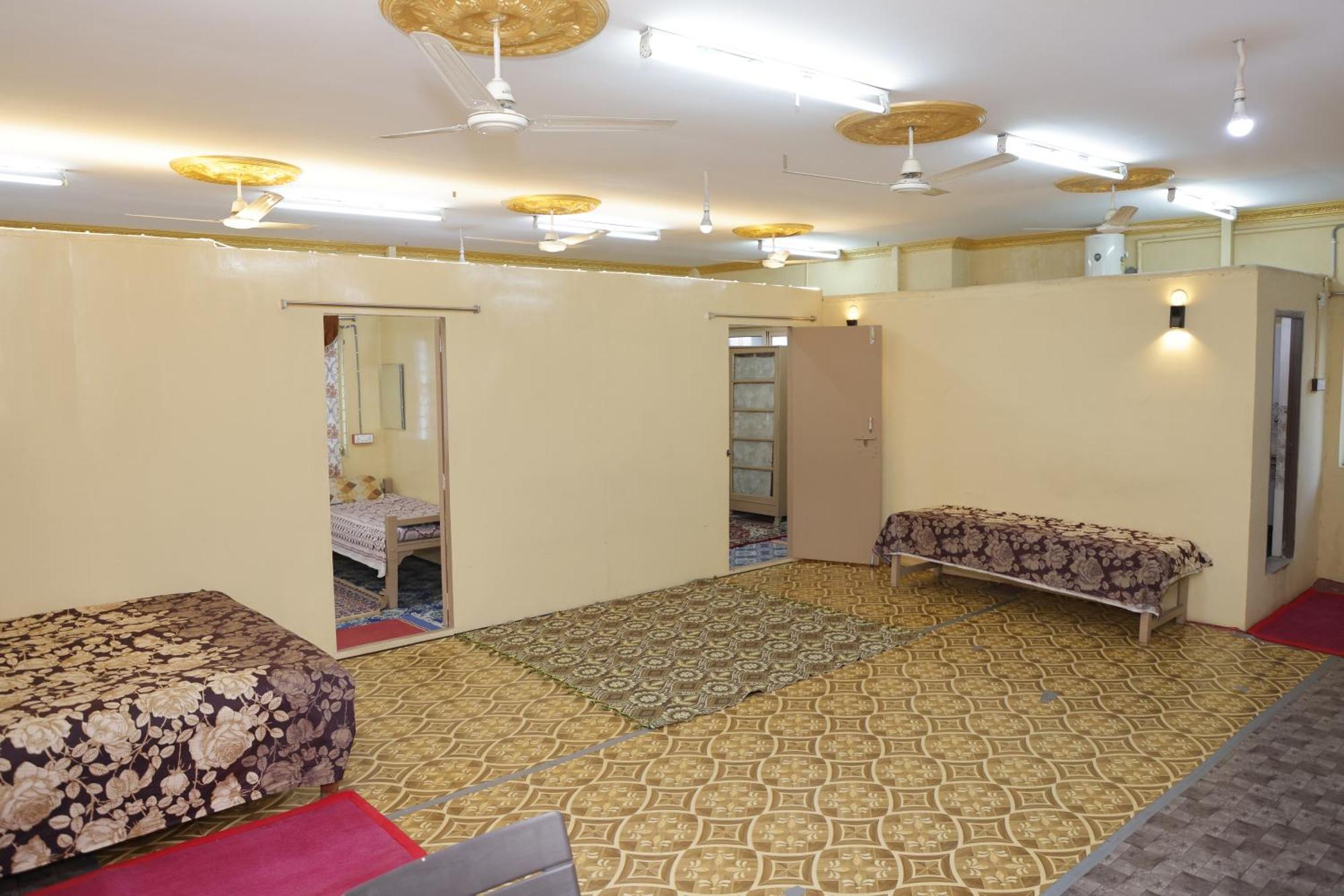 3 Bhk Non-Ac For 4 To 10 Guests For Families Appartement Haiderabad Buitenkant foto